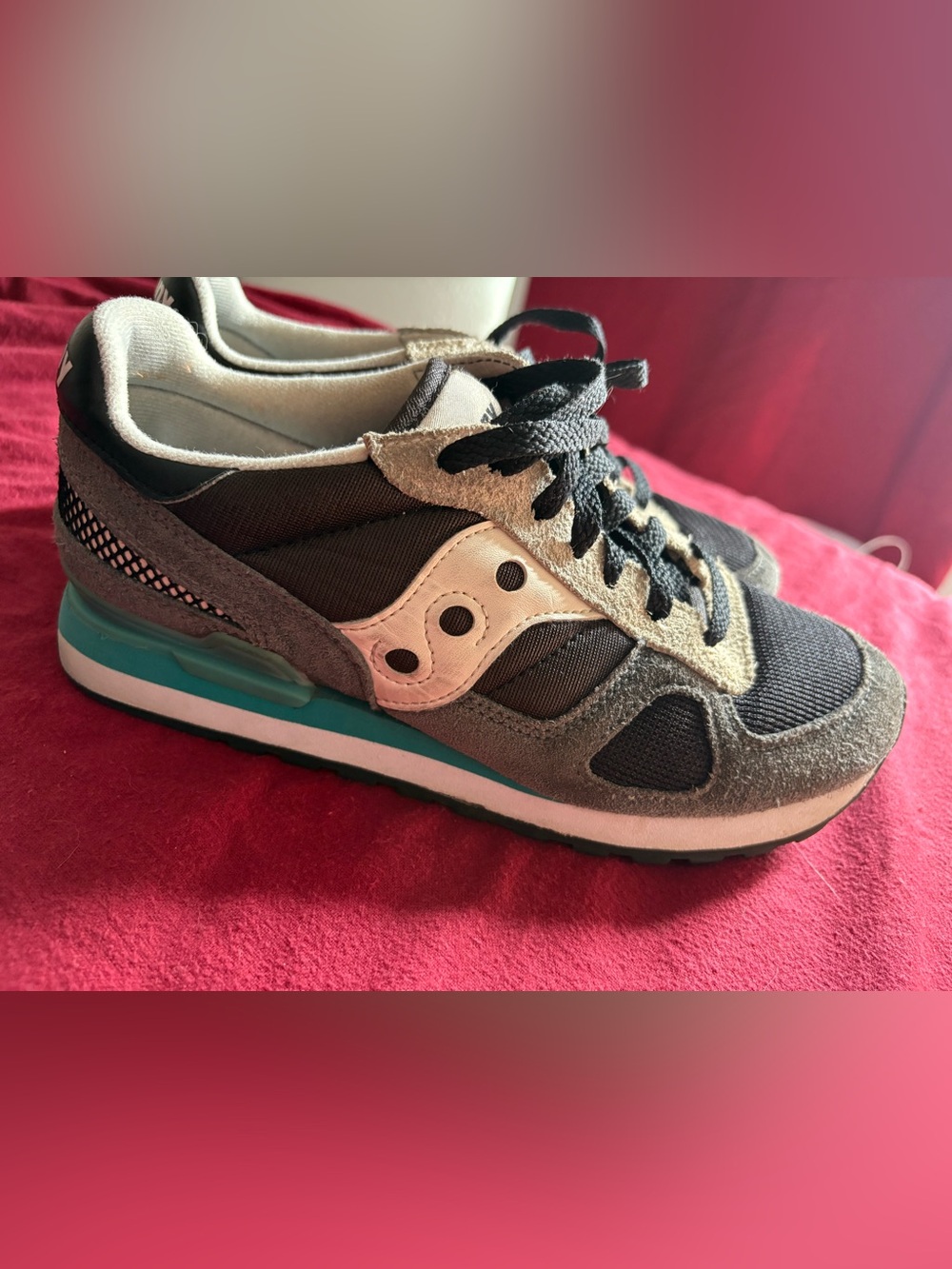 Saucony Women's Gray and Teal Athletic Sneaker